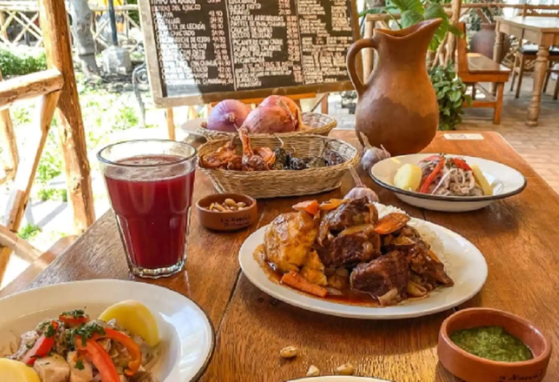 Tradición Picantera y Festividades Ancestrales - 1